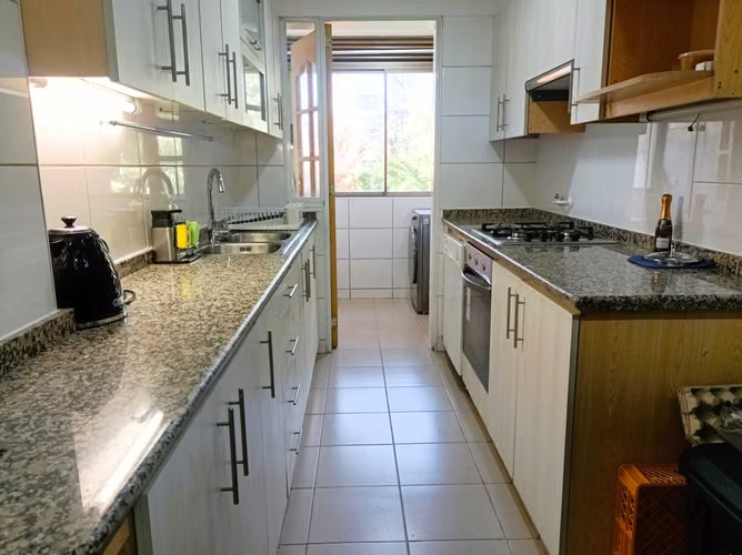 Remodelado. Amoblado. Hdo. Magallanes. Av. Colón (175436)