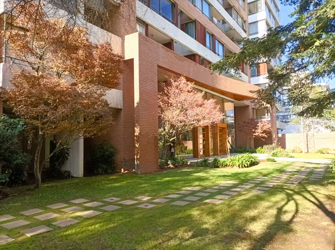 Remodelado. Amoblado. Hdo. Magallanes. Av. Colón (175436)