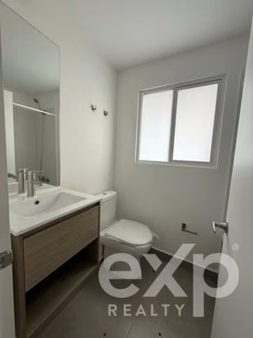 Casa en arriendo de 3h/3b Valle Grande