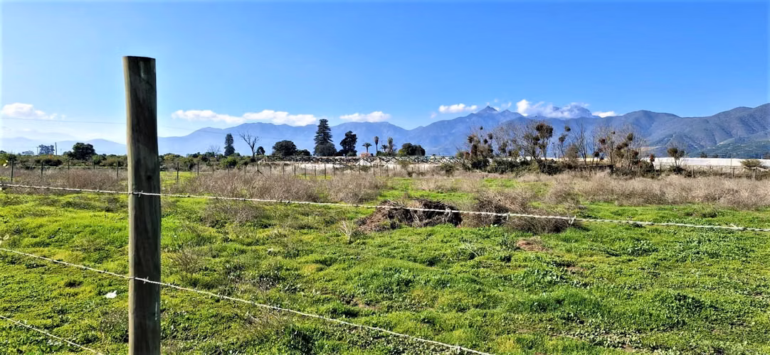 Venta de parcela plana de  5.752 m2., en Quillota. 2.495 UF.