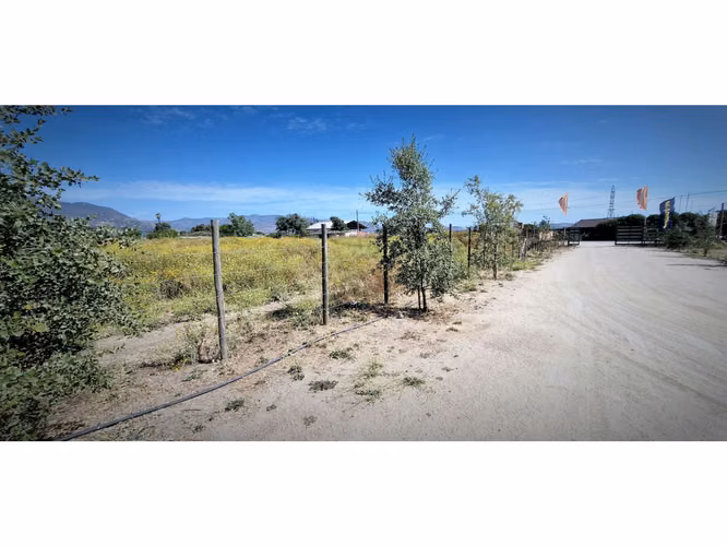Venta de parcela plana de  5.752 m2., en Quillota. 2.495 UF.