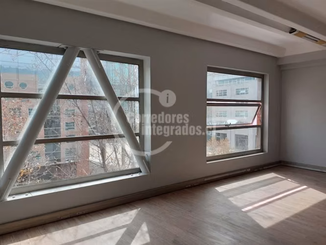 Oficina en arriendo en Huechuraba