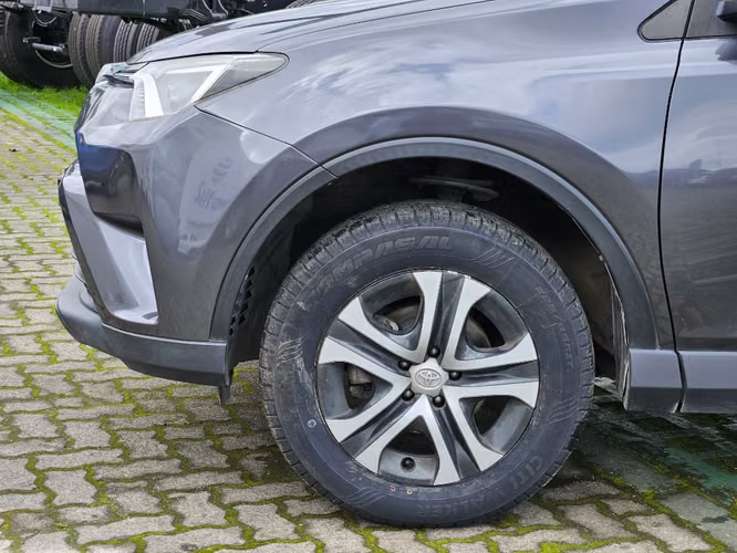 Toyota Rav4 2.0 LE 4X2 CVT AT 5P 2019 - Imagen 9