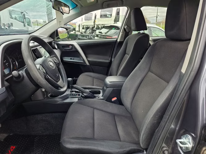 Toyota Rav4 2.0 LE 4X2 CVT AT 5P 2019 - Imagen 16