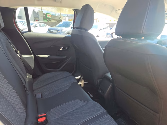 PEUGEOT 208 ALLURE PACK - Imagen 5
