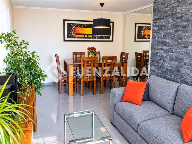 Departamento en venta de 3 dorm. en La Cisterna