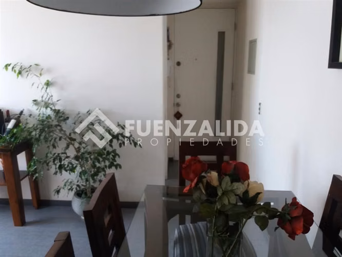 Departamento en venta de 3 dorm. en La Cisterna