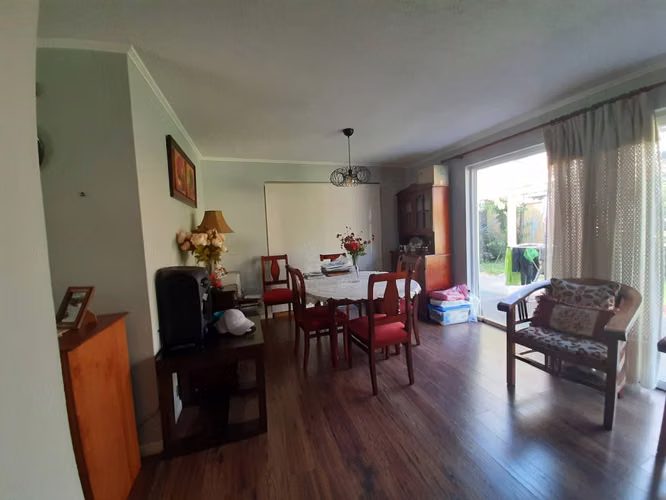 Amplia casa en Mirador de la Bahía (9374)