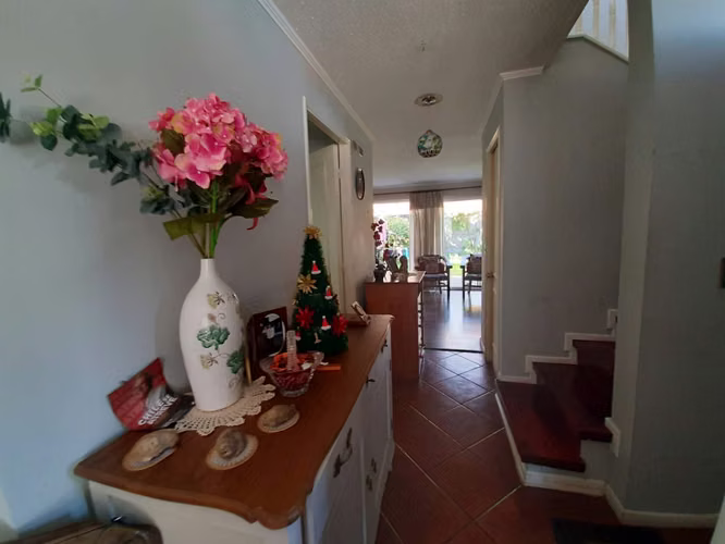 Amplia casa en Mirador de la Bahía (9374)