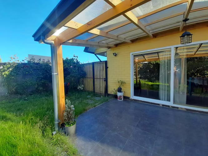 Amplia casa en Mirador de la Bahía (9374)