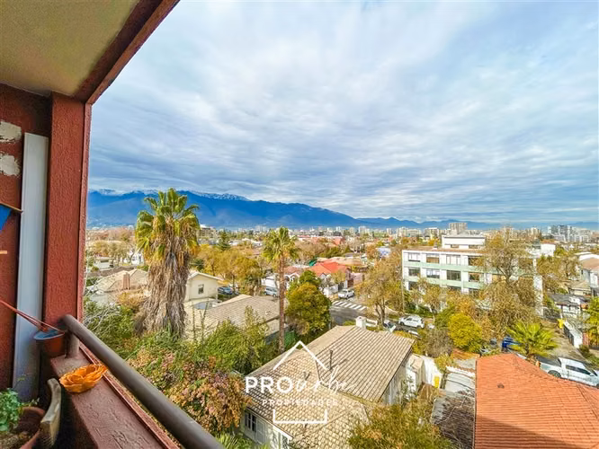 Baja de Precio! Dpto 2 dorm con vista despejada, Providencia