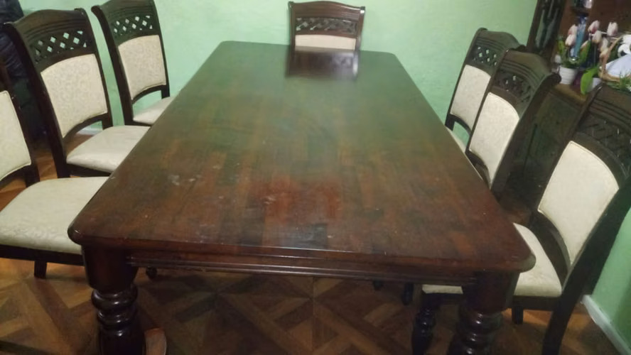 mesa de madera para 8 personas