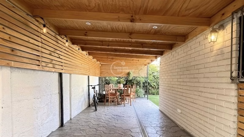 Casa en venta de 3 dorm. 2 Baños 1 Piso en La Florida