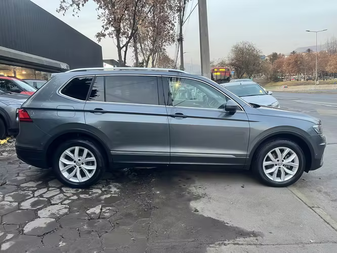 VOLKSWAGEN TIGUAN HIGHLINE 1.4 TSI DSG 7A 2021 FULL