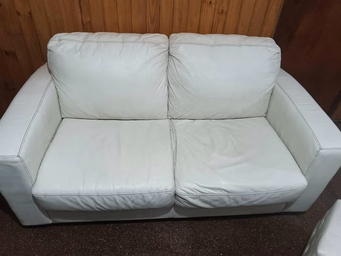 Mueble dos puestos de cuero con puff - Imagen 3