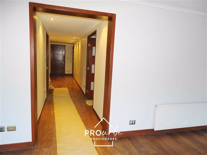 Departamento en venta de 4 dorm. en Las Condes