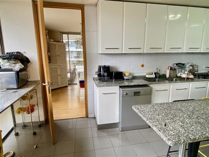 Departamento en venta de 4 dorm. en Las Condes San Damian