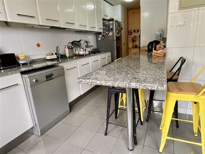 Departamento en venta de 4 dorm. en Las Condes San Damian