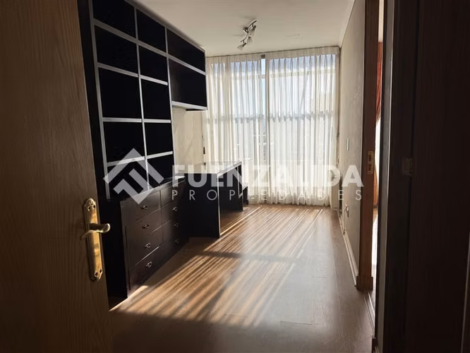 Departamento en arriendo de 4 dorm. en Viña del Mar