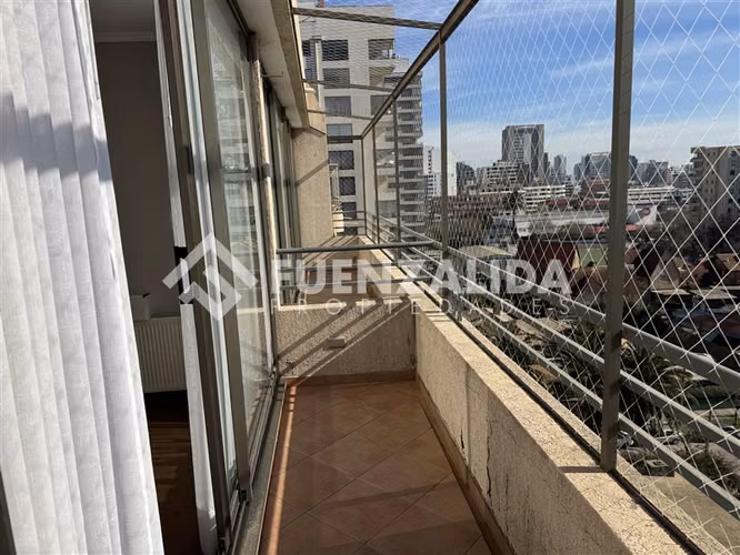 Departamento en arriendo de 4 dorm. en Viña del Mar