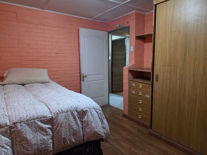 Se arrienda casa grande semi amoblada (175503)