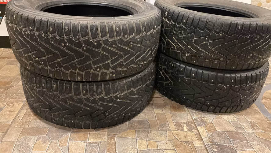 NEUMATICOS CON CLAVOS 255/60 R18 PIRELLI ICE ZERO
