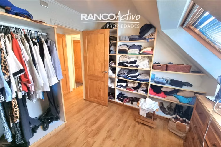 Se vende gran casa 4D5B en Condomino Las Lomas, Puerto Varas
