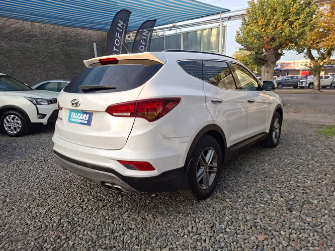 HYUNDAI SANTA FE GLS 2018 BENCINA AT