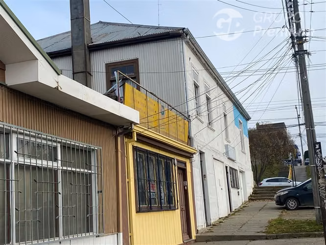 Venta de Casa Esquina en el Centro de Punta Arenas