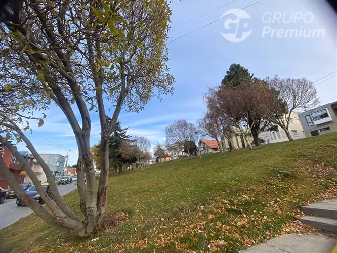Venta de Casa Esquina en el Centro de Punta Arenas