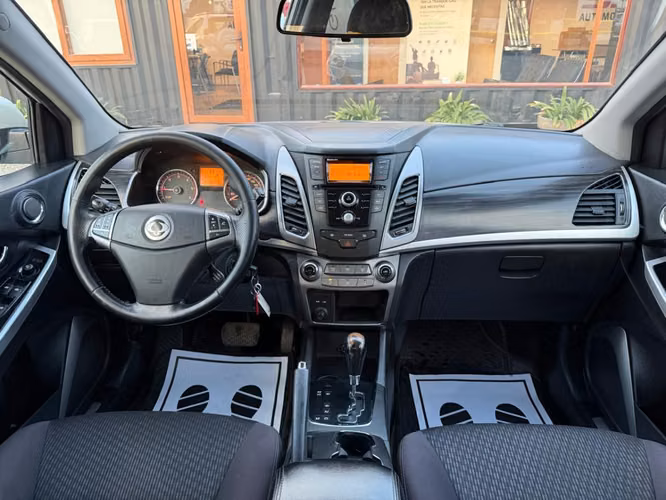 SSANGYONG KORANDO  2.0 TDI AT 2014