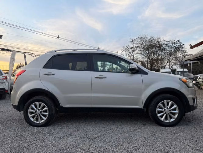 SSANGYONG KORANDO  2.0 TDI AT 2014