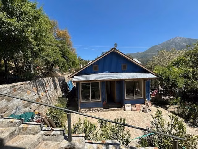 PARCELA Hermosa parcela de agrado con 2 casas. Lo Marín de Caleu, Km 9,5.desde Rungue, Comuna de TilTil