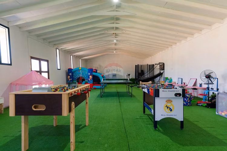 Casa y salón de eventos en yumbel