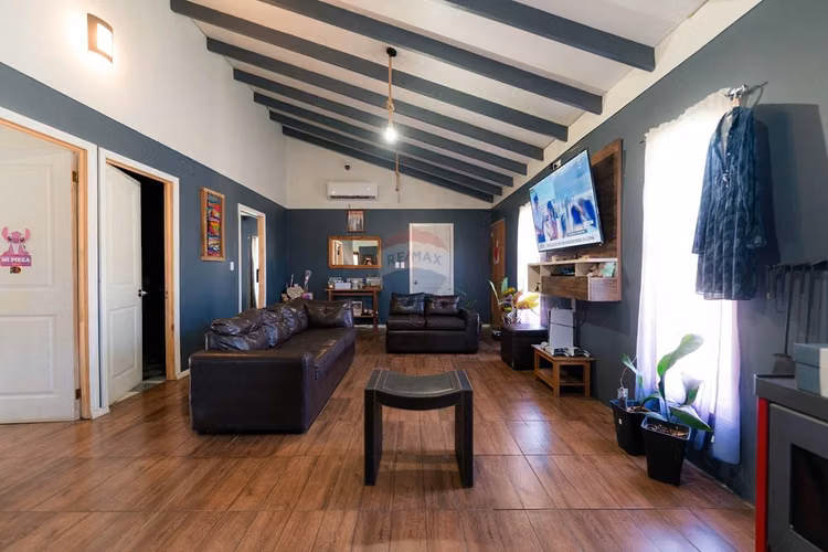 Casa y salón de eventos en yumbel