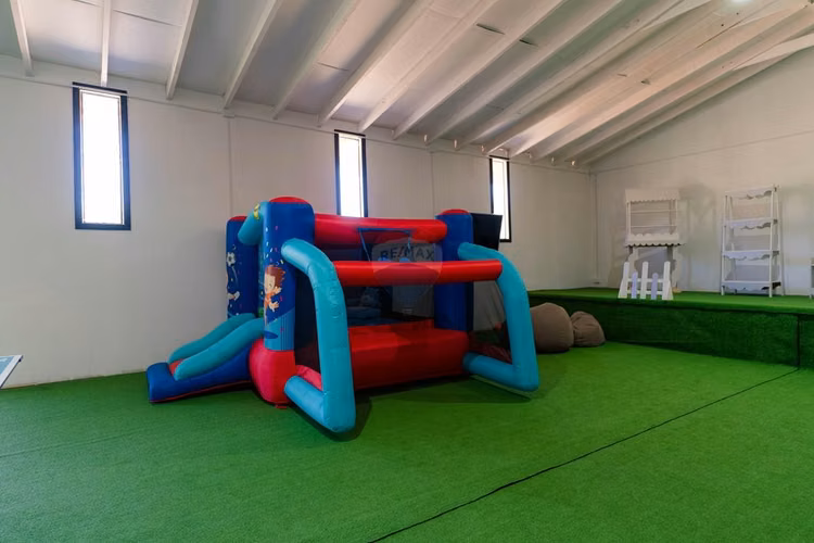 Casa y salón de eventos en yumbel