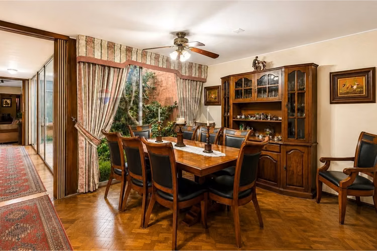 Amplia casa 6d | 5b con piscina en las condes