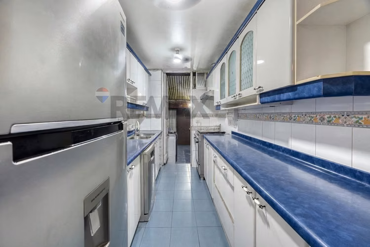 Amplia casa 6d | 5b con piscina en las condes
