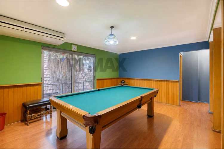 Amplia casa 6d | 5b con piscina en las condes