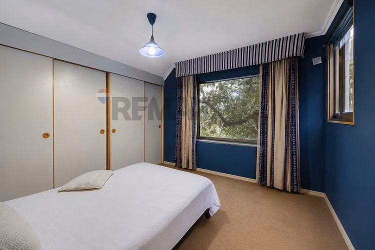 Amplia casa 6d | 5b con piscina en las condes