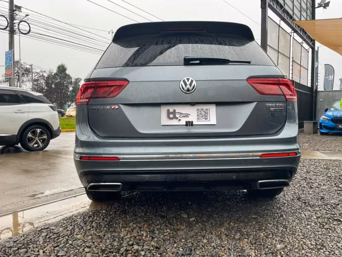 VOLKSWAGEN TIGUAN R-LINE 4X4 2.0 2022