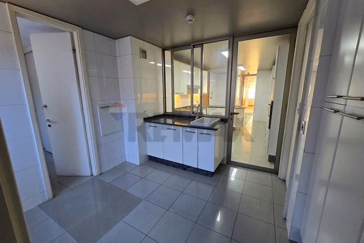 Exclusivo penthouse en el golf ! 4d + sala
