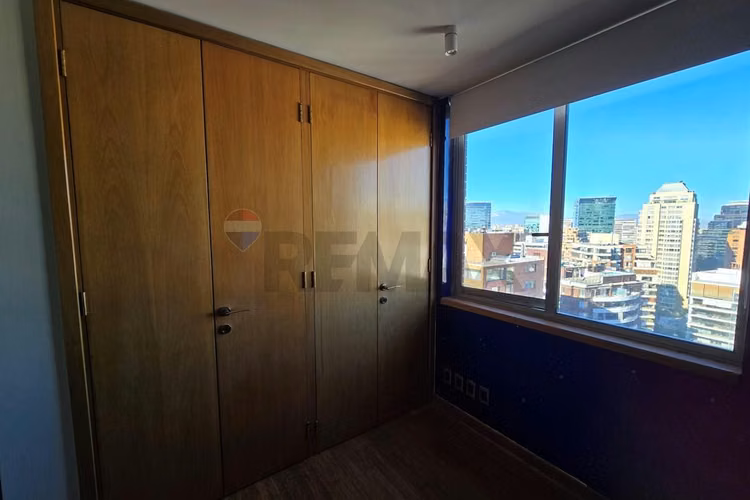 Exclusivo penthouse en el golf ! 4d + sala