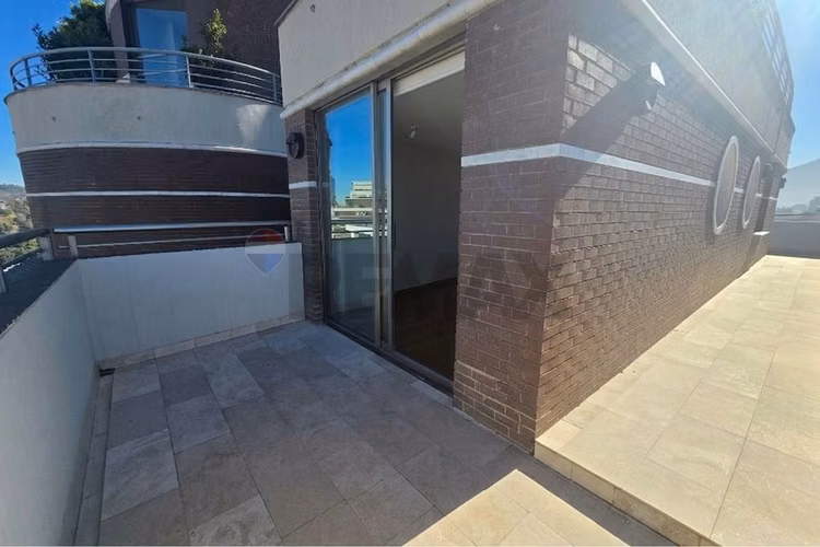 Exclusivo penthouse en el golf ! 4d + sala