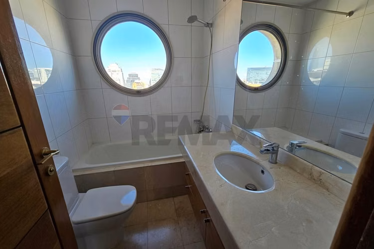 Exclusivo penthouse en el golf ! 4d + sala
