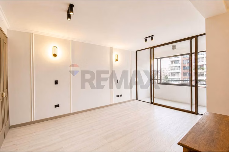 Venta luminoso depto ! 2d +2b las condes