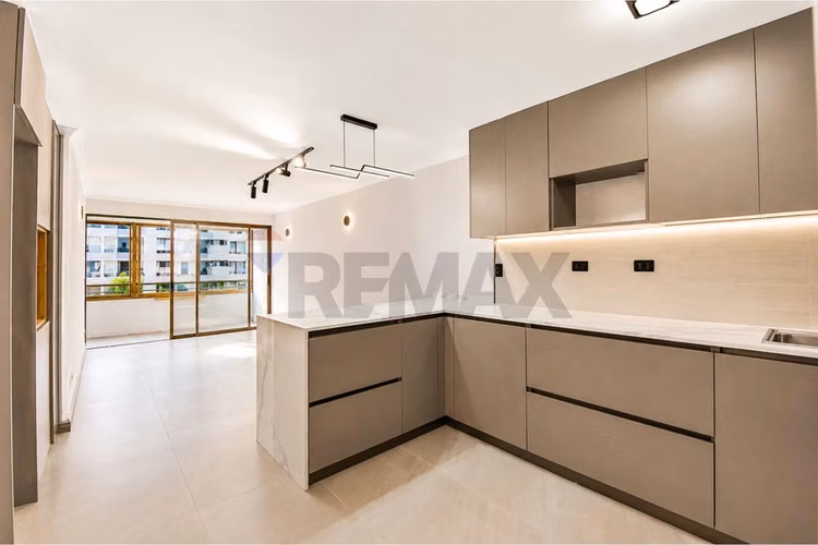 Venta luminoso depto ! 2d +2b las condes