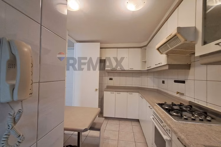 "depto. en arriendo frente al movistar arena"