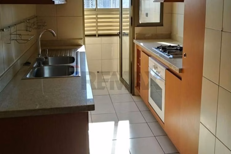 Venta departamento  metro monseñor eyzaguirre