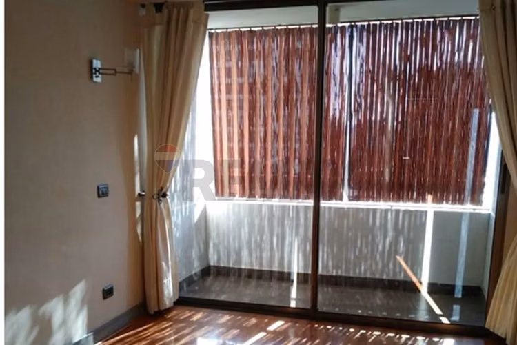 Venta departamento  metro monseñor eyzaguirre